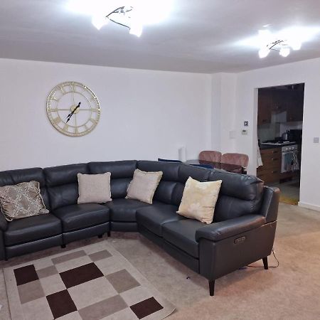 Ko 3 Bed House Apartment Dartford Exterior photo