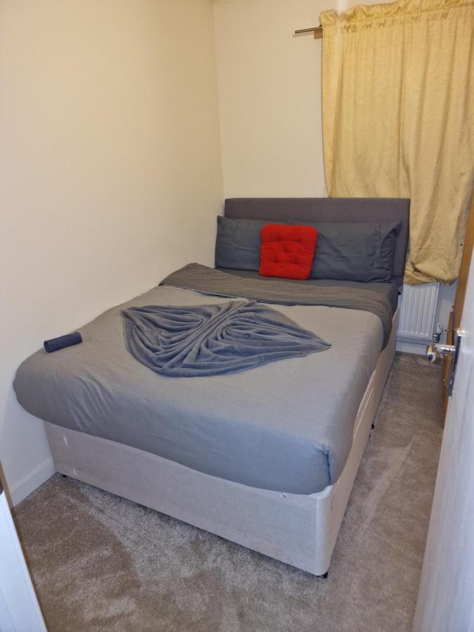 Ko 3 Bed House Apartment Dartford Exterior photo